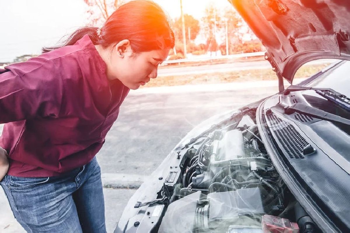 Mobil overheat bisa disebabkan sikap abai terhadap kondisi pendingin mesin.