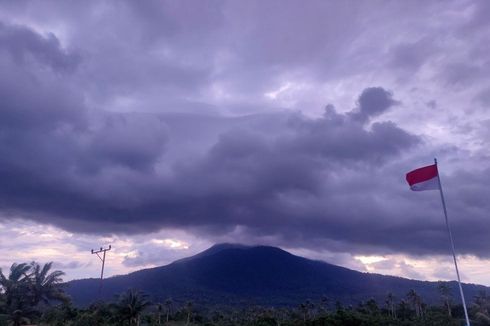 Dua Pengungsi Erupsi Gunung Lewotobi Meninggal, Pemkab Flores Timur Ungkap Kondisi Korban