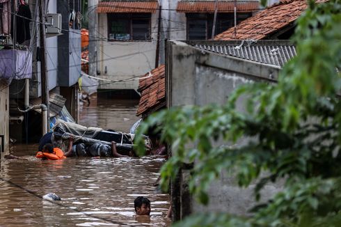 Normalisasi Sungai Jakarta Menghilang dari RPJMD