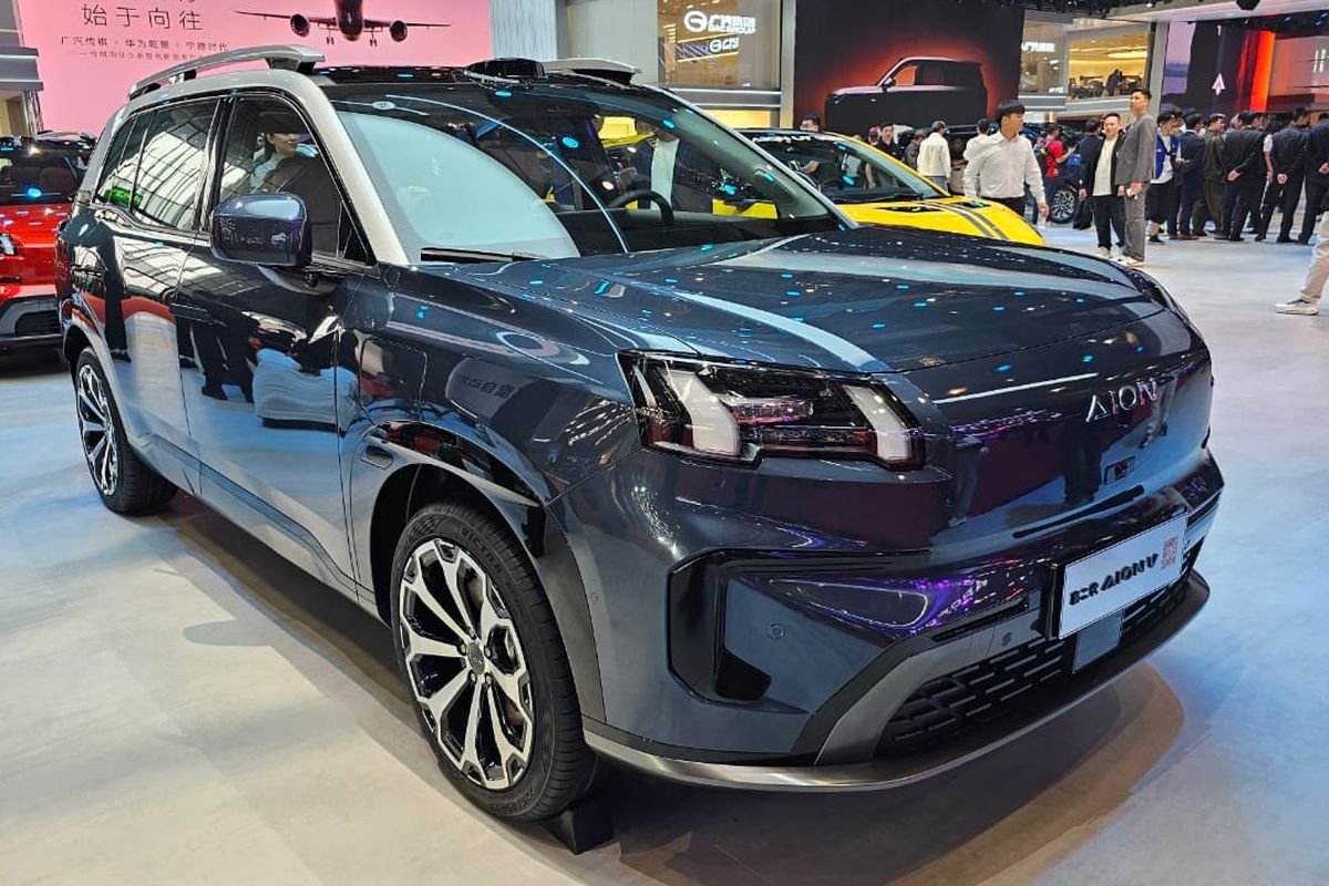 GAC Aion V yang dipajang di Auto Shanghai 2025.