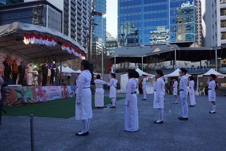 Upacara memperingati Hari Kemerdekaan Republik Indonesia ke 72 di King George Square, Brisbane, Queensland, Australia, Sabtu (19/8/2017)