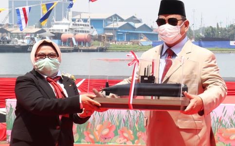 Indonesia Highlights: Indonesian Navy Launches First Domestically Built Submarine  | Indonesian Police to Reward Netizens for Reporting Cyberspace Crimes | Indonesia’s Former VP Suggests Mosques for C