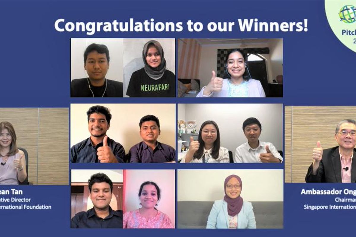 Pemenang Global Young Social Entrepreneurs yang diadakan Singapore International Foundation. 
