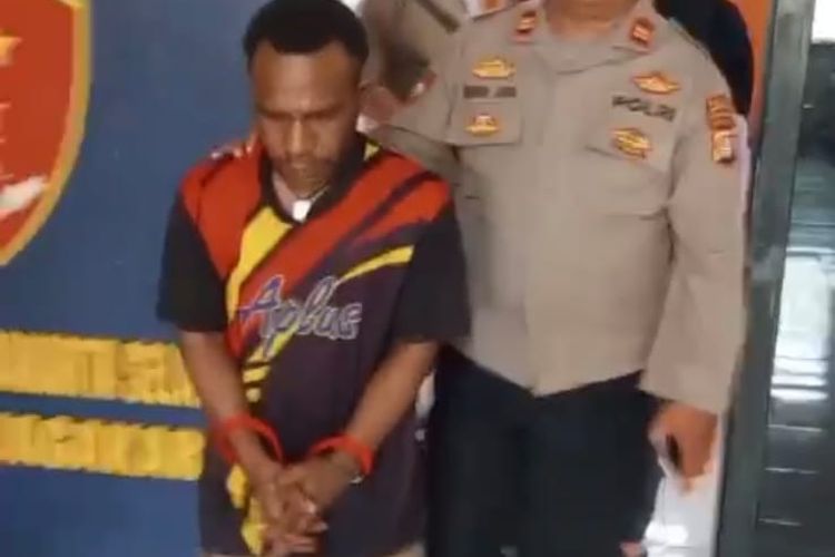 Polisi Tangkap Pria Tanpa Busana Ngamuk dan Pukuli Pemotor di Lenteng Agung Jaksel