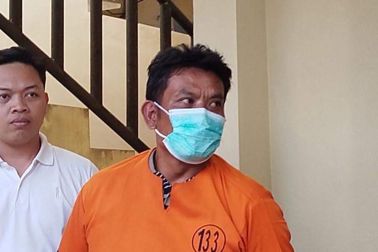 JS, ayah penyanyi cilik FP diamankan Satreskrim Polresta Banyuwangi, Rabu (11/6/2025) 