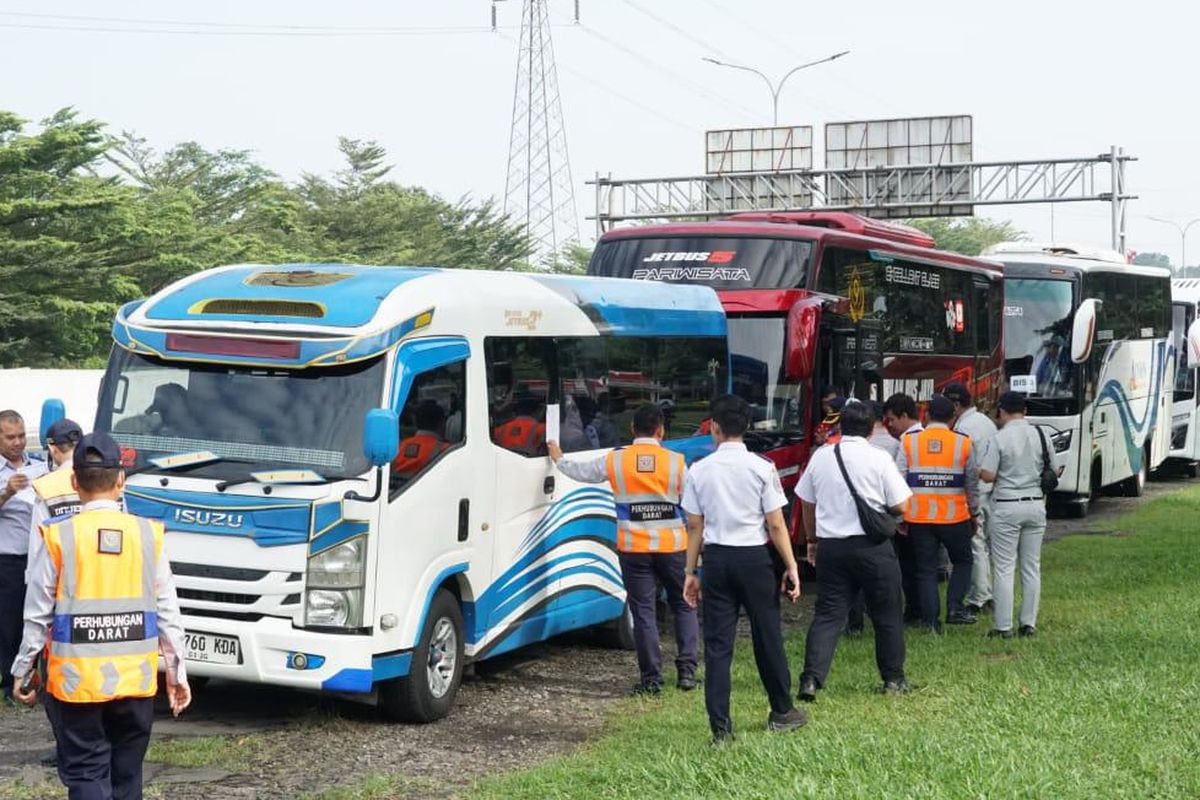 Pengawasan angkutan orang pada masa libur panjang