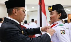 Wali Kota Makassar Kukuhkan Paskibraka Kota Makassar 2023
