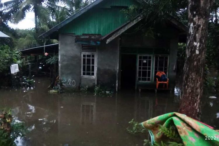 Banjir menerjang Bengkulu 1.668 KK dinyatakan terdampak