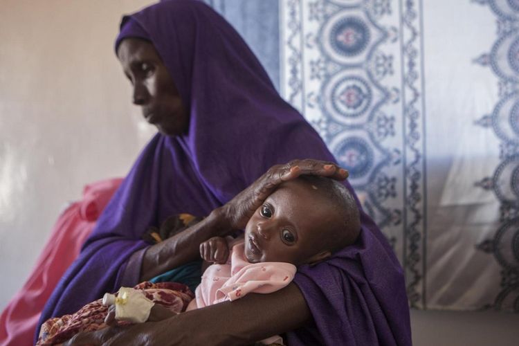 Sebanyak 12 juta orang di Somalia terdampak bencana kekeringan hebat dengan 50.000 anak berada di ambang kematian, demikian dikatakan kelompok Save the Chidlren.