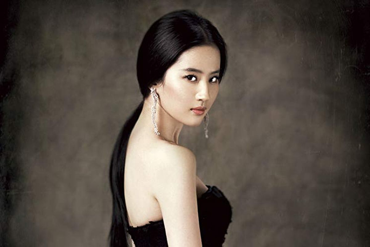 Liu yi fei porn Liu Yifei Dirumorkan Pacari Petinggi Huawei Berusia 18 Tahun Lebih Tua, Ini  Faktanya