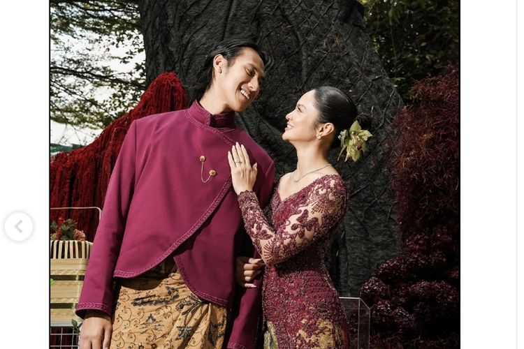 Hana Malasan dan Sean Gelael Gelar Acara Lamaran