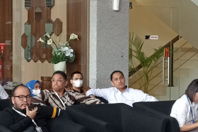 Komisi Pemberantasan Korupsi (KPK) kembali memanggil mantan Komisaris PT Wika Beton, Dadan Tri Yudianto yang sebelumnya telah ditetapkan sebagai tersangka dugaan suap penngurusan perkara di Mahkamah Agung (MA), Selasa (6/6/2023).