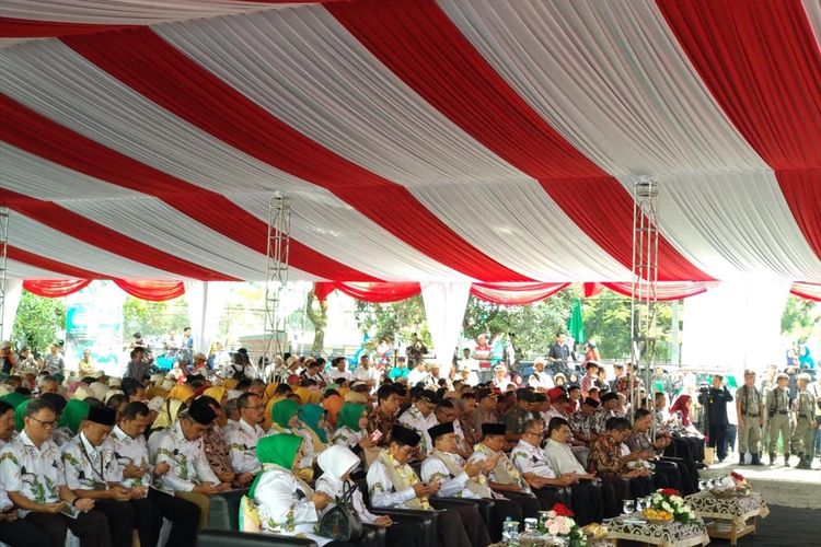 Wakil Gubernur Jawa Barat Uu Ruzhanul Ulum, sedang membuka peringatan Hari Krida Pertanian Jawa Barat di Kota Tasikmalaya, Selasa (16/7/2019).