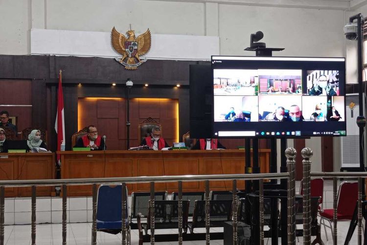 Sidang vonis mantan Bupati Muba Dodi Reza Alex Noerdin yang digelar secara virtual di Pengadilan Tindak Pidana Korupsi (Tipikor) Palembang, Rabu (5/7/2022).