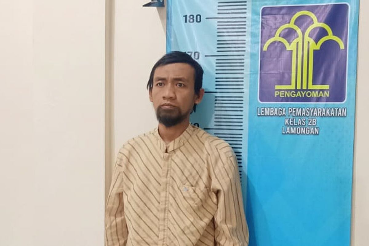 Herman alias Abu Difa, kini resmi menghuni Lembaga Pemasyarakatan (Lapas) Klas IIB Lamongan, setelah dilimpahkan dari Rumah Tahanan (Rutan) Mako Brimob Cikeas, Rabu (15/3/2023) malam.