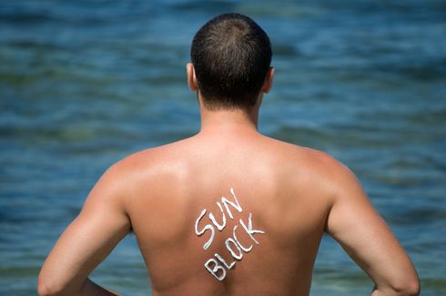 Apakah Sunscreen dengan SPF 100 Melindungi Kulit Lebih Baik?