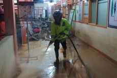 Banjir Bandang Rendam Puskesmas di Agam, Obat-obatan dan Alat Medis Rusak