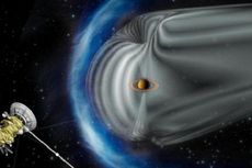 Badai Monster Mengungkap Adanya Air di Saturnus