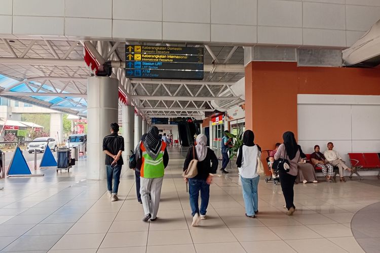 Kabut Asap Ganggu Penerbangan di Bandara SMB II Palembang, Dua Pesawat Gagal Mendarat