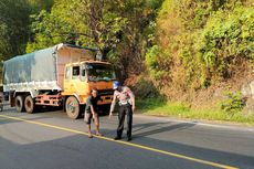 Gagal Menyalip, Pengendara Honda Beat Tewas Terlindas Truk di Sumedang