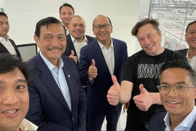 CEO Tesla Elon Musk temui Menko Marves Luhut Binsar Pandjaitan bahas baterai kendaraan listrik.