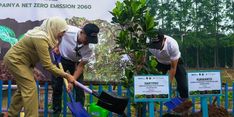 Peringati Hari Menanam Pohon Indonesia, Antam Tanam 2.000 Pohon di Jaktim