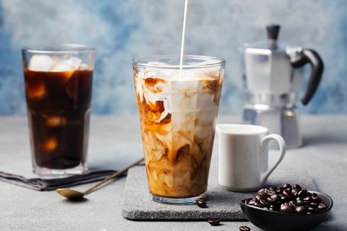 Mengapa Orang Indonesia Doyan Minum Kopi Susu?