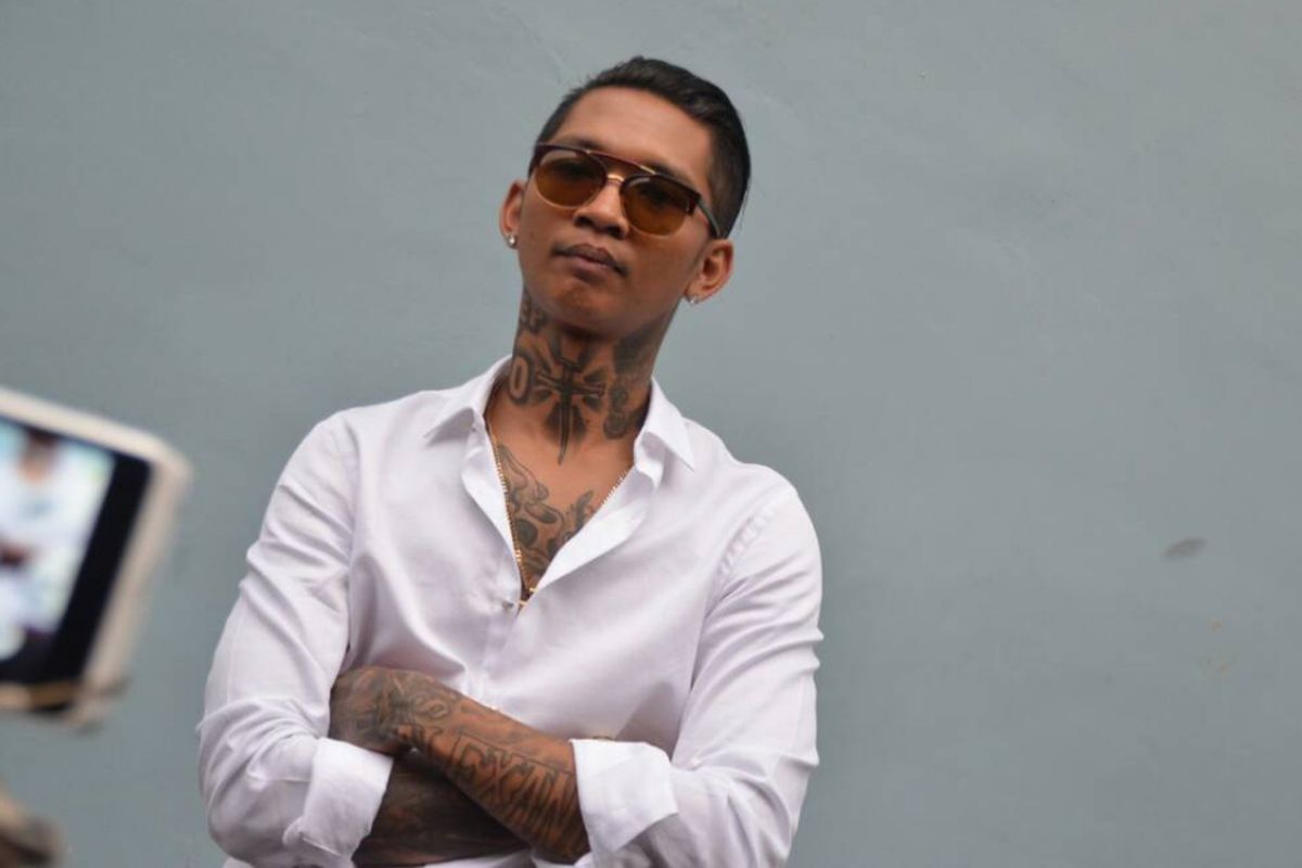 Young Lex diabadikan di Gedung Trans, Mampang Prapatan, Jakarta Selatan, Selasa (2/5/2017).