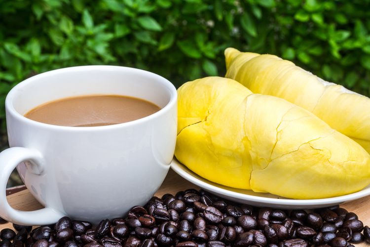 Ilustrasi durian dan secangkir kopi. 
