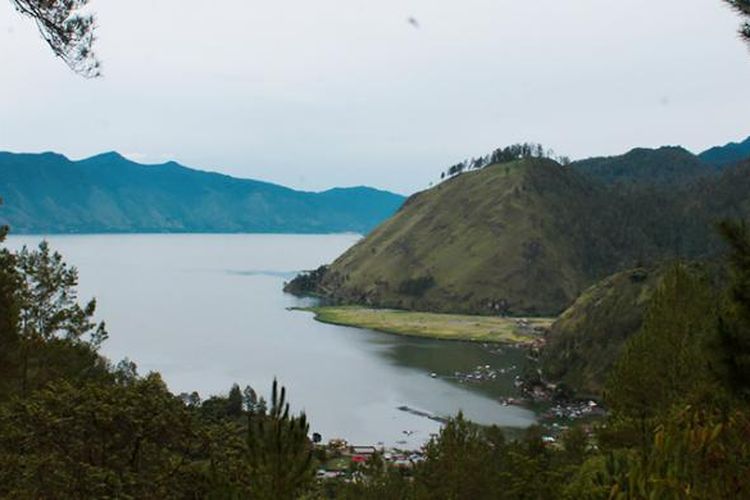 Salah satu lanskap objek wisata Danau Laut Tawar, Takengon, Aceh Tengah.