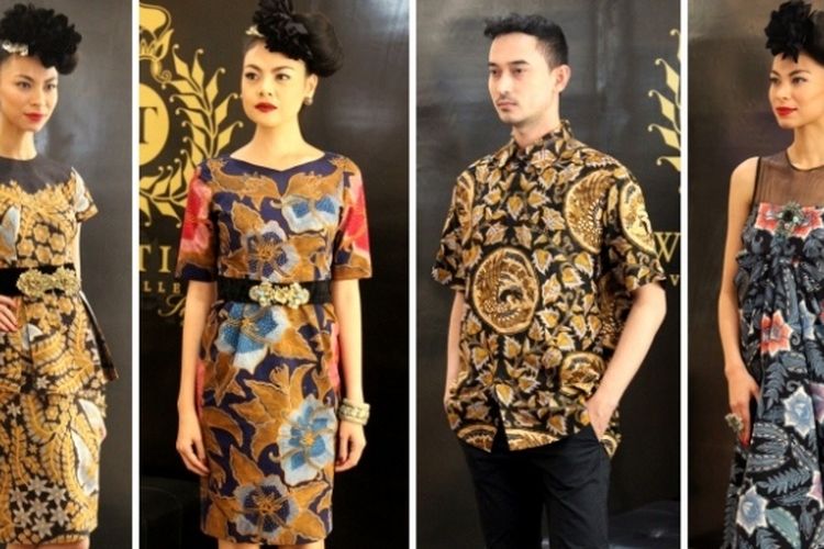 Koleksi Royal-Wisdom Buketan dari Iwan Tirta Private Collection, menampilkan motif-motif rangkaian bunga, atau kelopak bunga dengan kupu-kupu, burung, atau berbagai satwa kecil lainnya. 