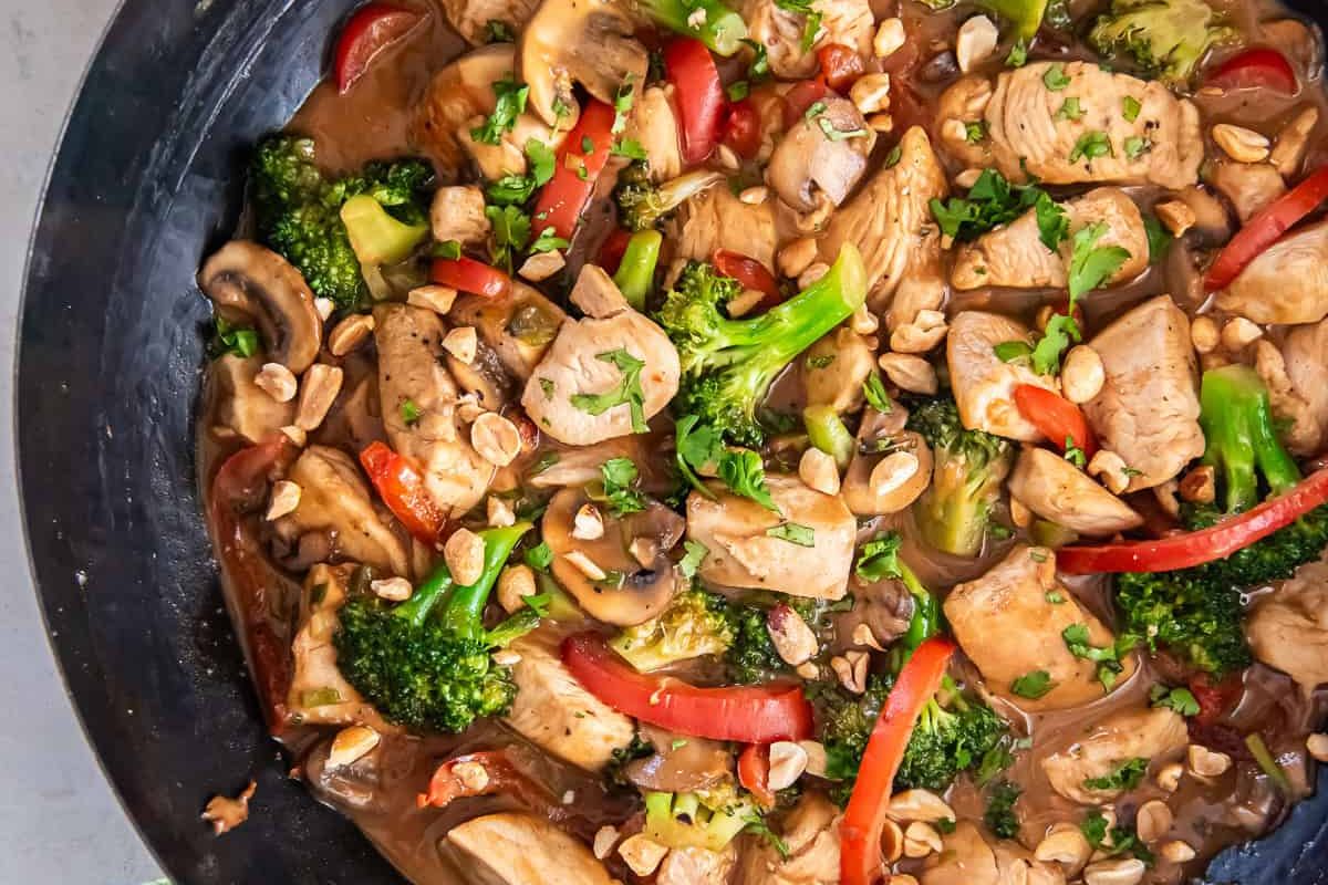 Resep Rahasia Ayam Saus Kacang Creamy, Gurih dan Lezat Ala Restoran