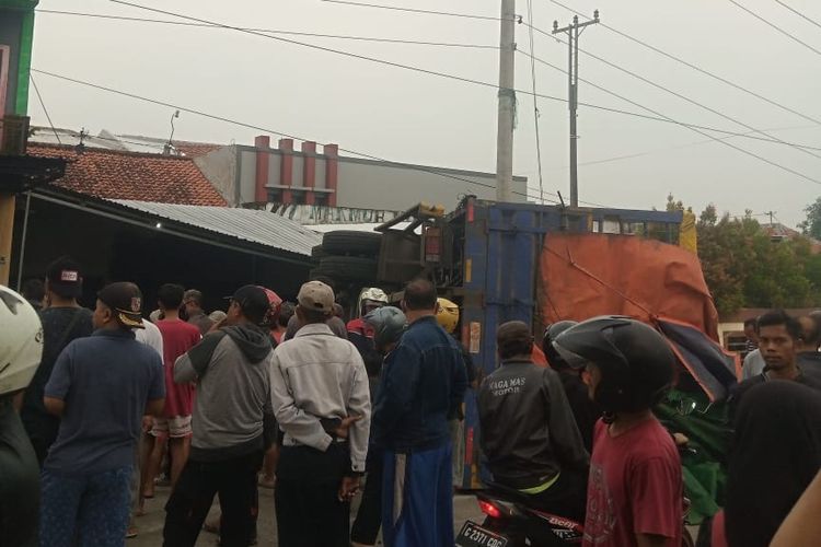 Salah satu kecelakaan di flyover Kretek akibat truk mengalami rem blong