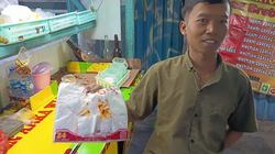 Plastik Kini Mahal, Pedagang Makanan Masih Bimbang Naikkan Harga Jual