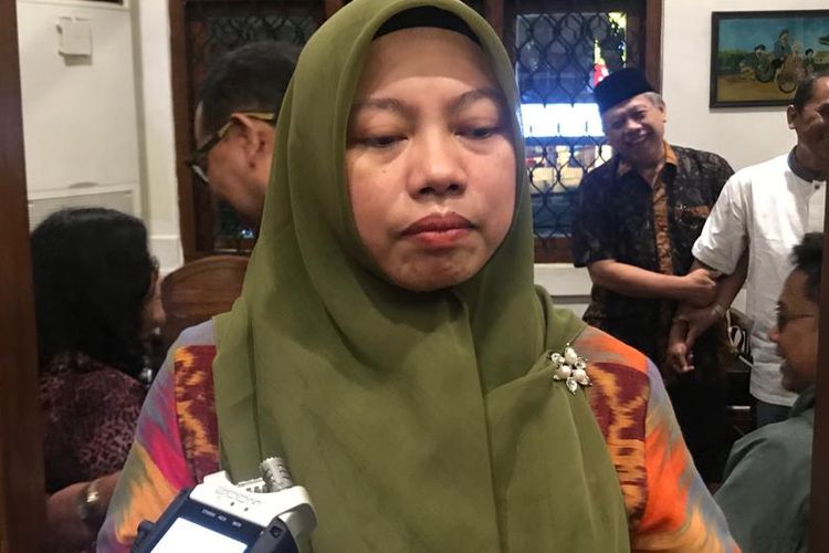 Direktur Perkumpulan untuk Pemilu dan Demokrasi (Perludem) Titi Anggraini saat ditemui di Bakoel Koffie Cikini, Jakarta Pusat, Senin (20/5/2019).
