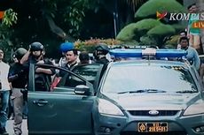 Polisi Merangsek Masuk ke Rumah yang Dirampok di Pondok Indah