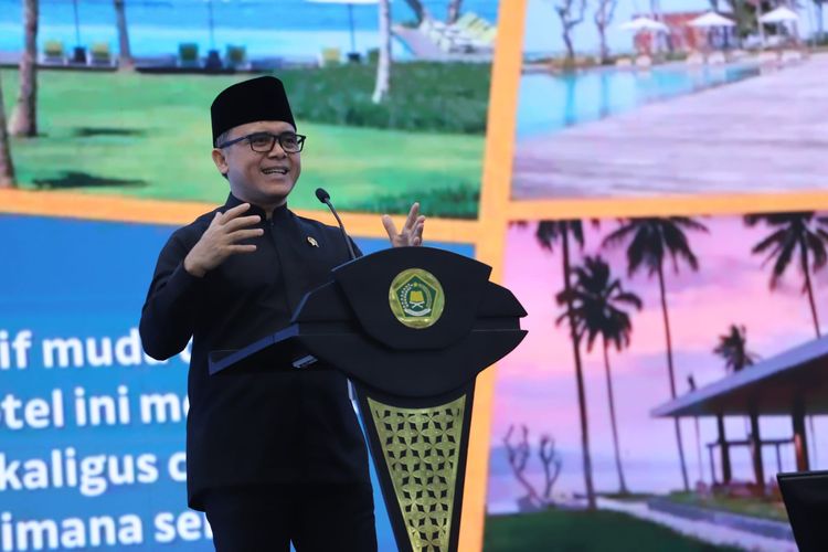 Menteri Pendayagunaan Aparatur Negara dan Reformasi Birokrasi (PANRB) Abdullah Azwar Anas dalam Rapat Kerja Nasional (Rakernas) Kemenag Tahun 2024 di Kota Semarang, Selasa (6/2/2024).
