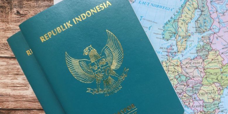 Halaman Paspor Berlubang, Apakah Harus Diganti? Ini Penjelasan Imigrasi - Kompas.com