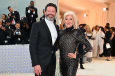 Hugh Jackman Umumkan Perceraian Setelah 27 Tahun Pernikahan