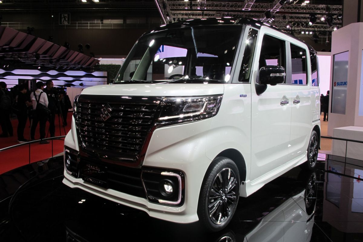 Konsep Kei Car terbaru Suzuki, punya desain wajah mirip Toyota Alphard di TMS 2017.