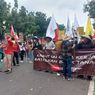 Kumpul di Sekitar Istana Negara, Buruh dan Mahasiswa Serukan 13 Tuntutan ke Jokowi
