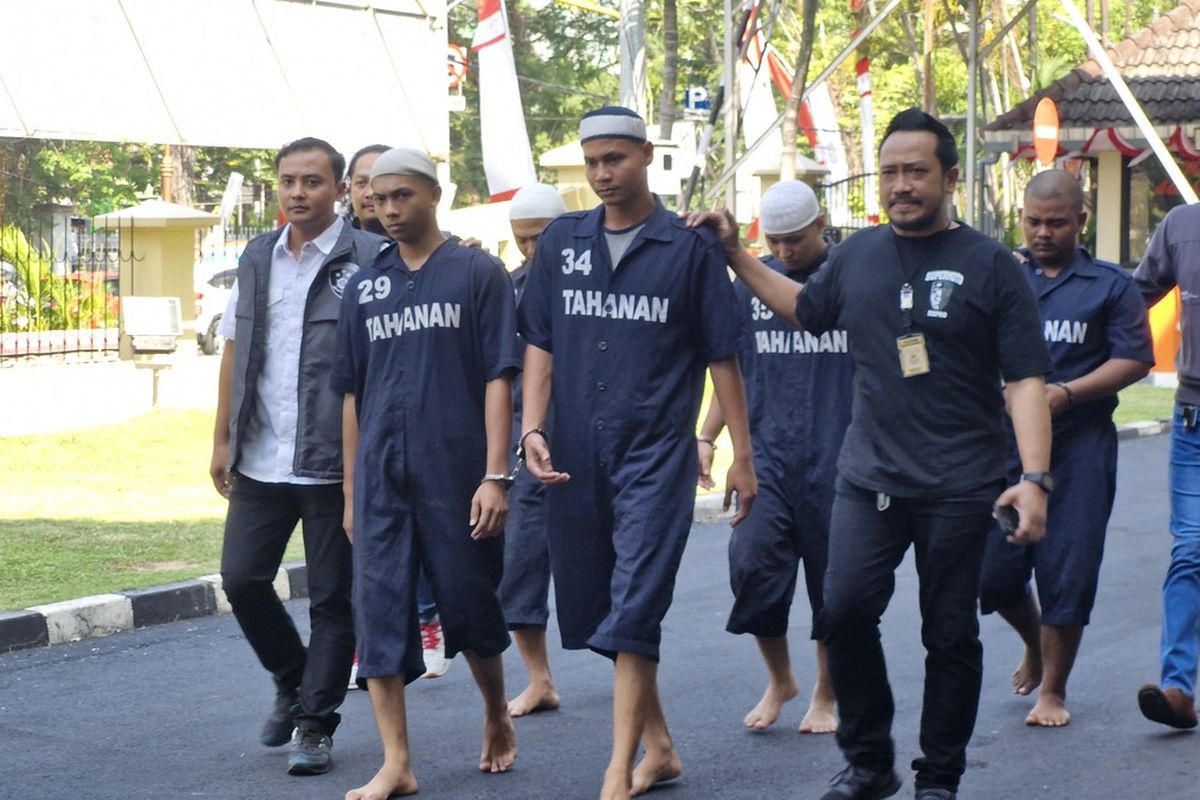 Tersinggung karena Tulisan di Kaos, Sekelompok Pemuda di Semarang ...