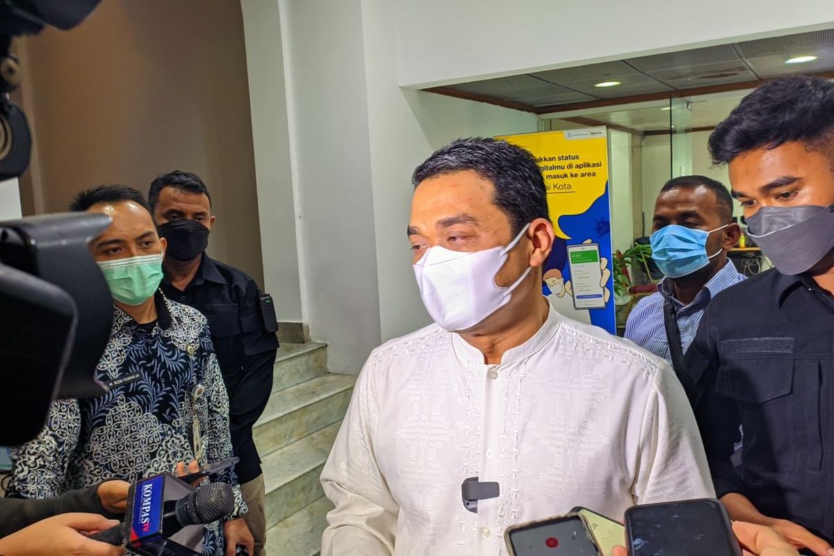 Wakil Gubernur DKI Jakarta Ahmad Riza Patria saat ditemui di Balai Kota DKI Jakarta, Jumat (27/8/2021)