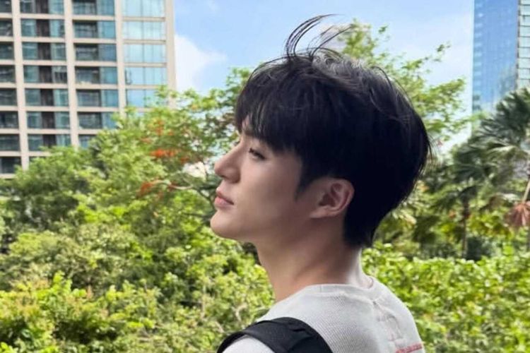 Mau Potong Rambut Two Block ala Idol? Ini yang Perlu Disampaikan ke Barber agar Tak Salah Potong