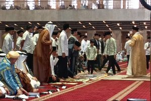 Gibran Shalat Idul Adha di Masjid Istiqlal Bersama Sejumlah Menteri