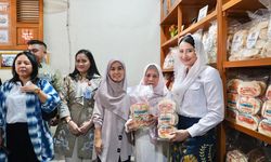Dorong UMKM Masuk Retail Modern, Wamendag: Kami Dampingi dari Hulu ke Hilir