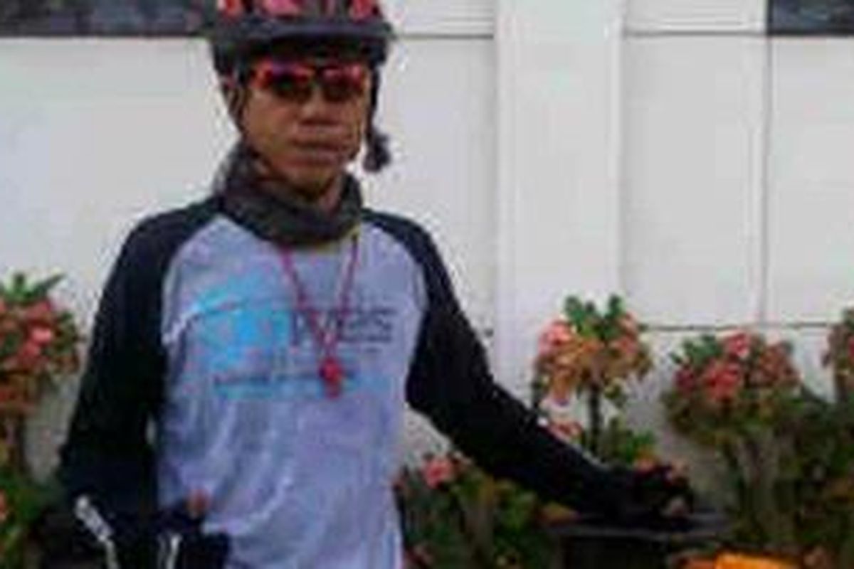 Devino Oktavianus, salah seorang peserta tur sepeda Gowes Jurnalistik 2011.