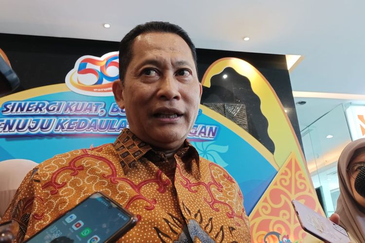 Direktur Utama Perum Bulog Budi Waseso  saat ditemui di Kantor Perum Bulog, Jakarta, Rabu (18/10/2023).