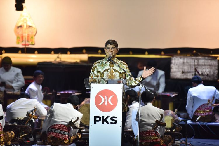 Bacapres KPP Anies Baswedan menghadiri pagelaran wayang Parikesit Jumeneng Ratu yang diselenggarakan PKS, Minggu (27/8/2023).