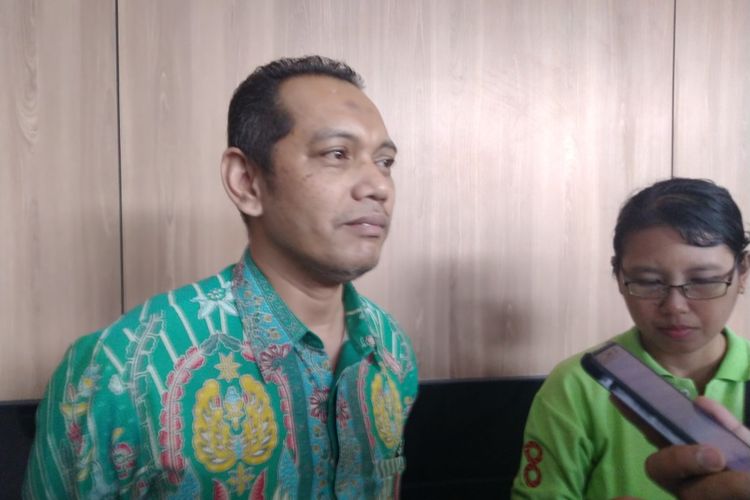 Wakil ketua KPK RI Nurul Ghufron saat diwawancara di auditorium Universitas Jember